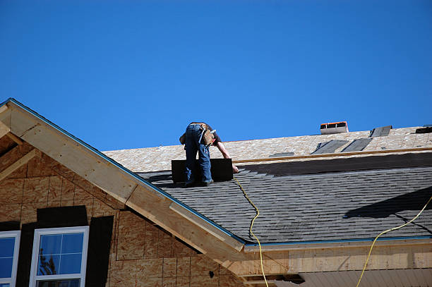 Best Storm Damage Roof Repair  in Shorewood, WI